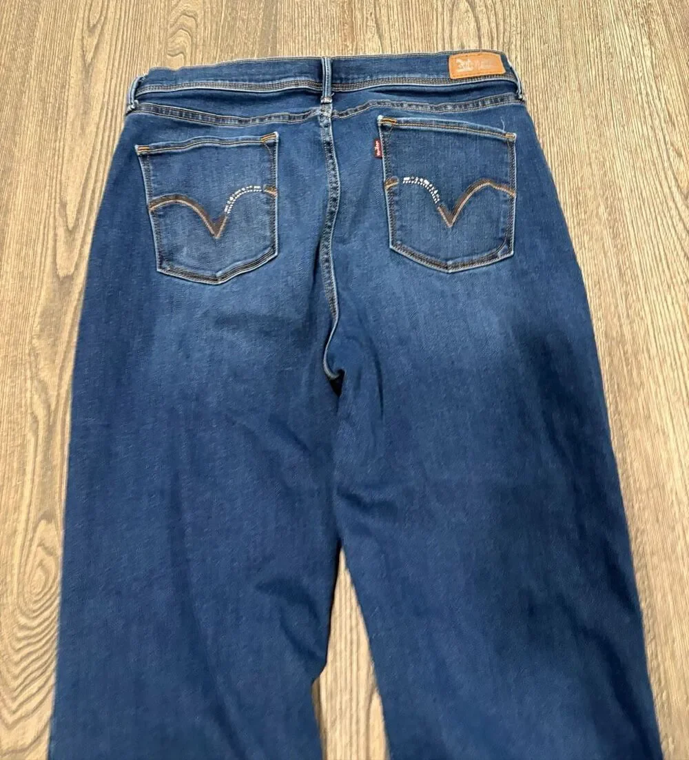 Levis levi women